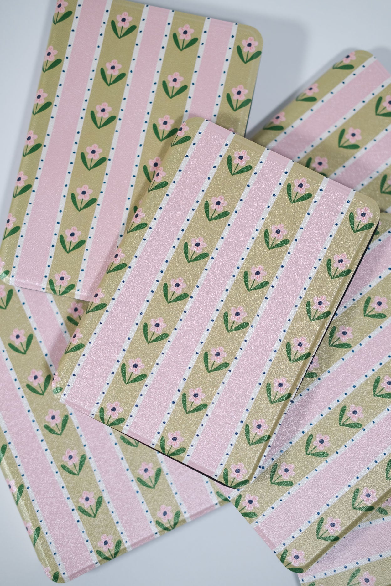 Petals & Stripes - Kindle Case